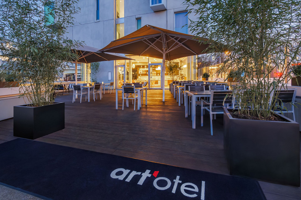 artotel Cologne Restaurant Terrace
