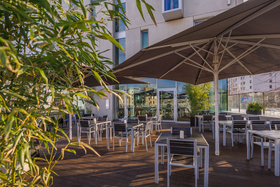 artotel Cologne Restaurant Terrace